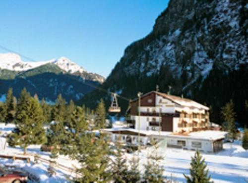 Parkhotel Fedora Campitello di Fassa Bagian luar foto