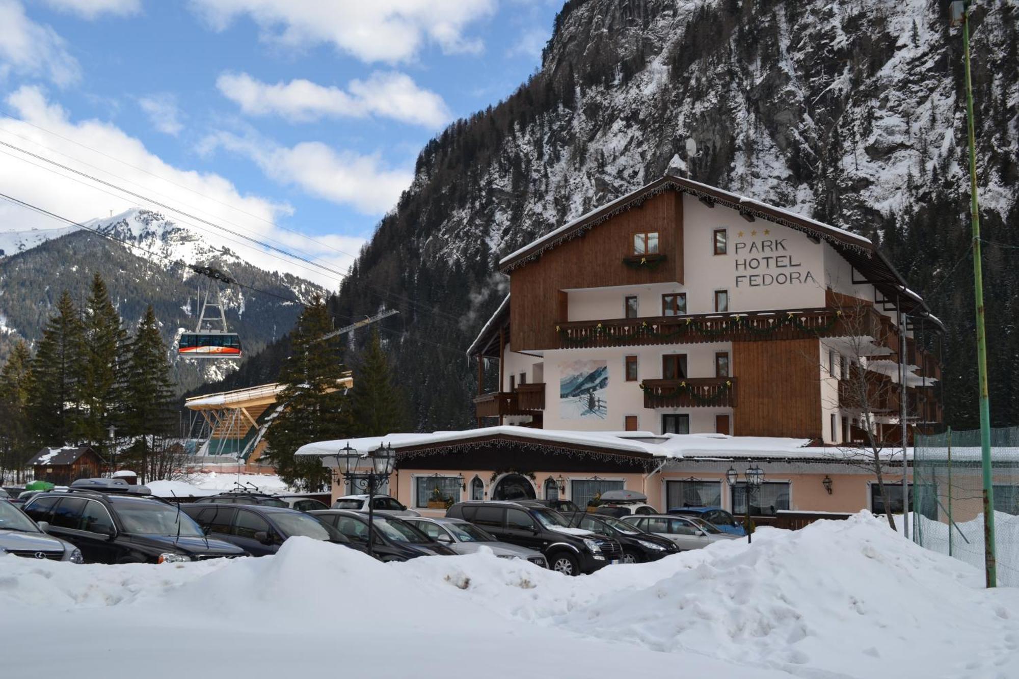 Parkhotel Fedora Campitello di Fassa Bagian luar foto